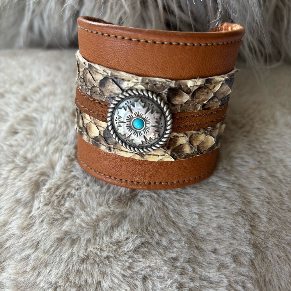 Light Brown Leather Medallion Statement Cuff With… - image 8
